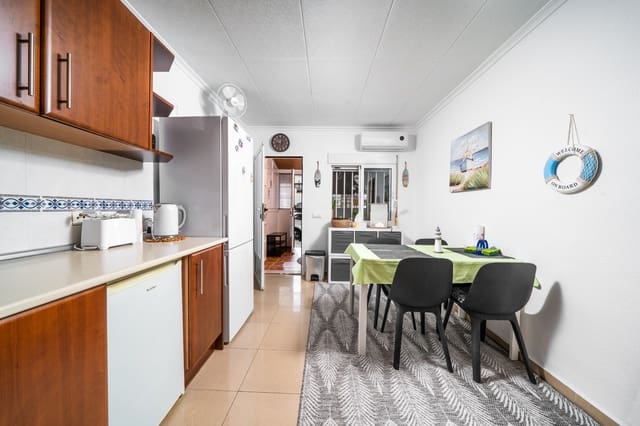 Adosado de 1 habitación en La Marina, Elche / Elx en venta - 90.000 € (Ref: 9820893)