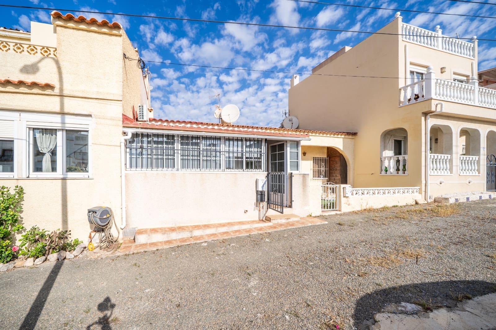Adosado de 1 habitación en La Marina en venta - 90.000 € (Ref: 9820893)