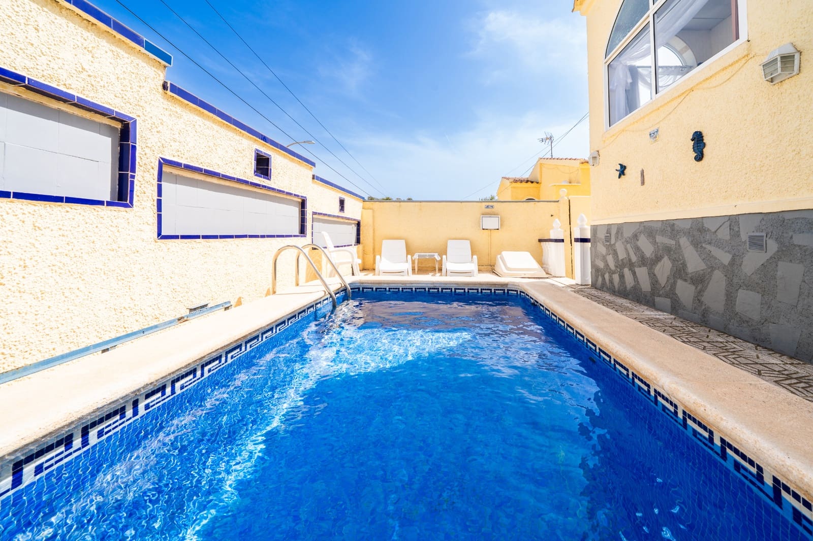 3 sovrum Villa till salu i La Marina med pool - 230 000 € (Ref: 9829611)