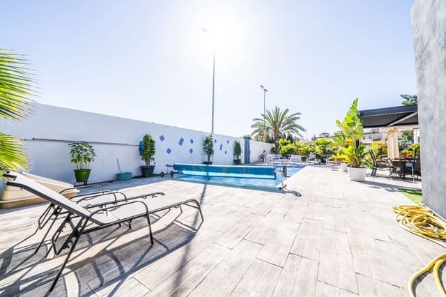 3 soverom Villa til salgs i La Marina, Elche / Elx med svømmebasseng - € 445 500 (Ref: 9829892)