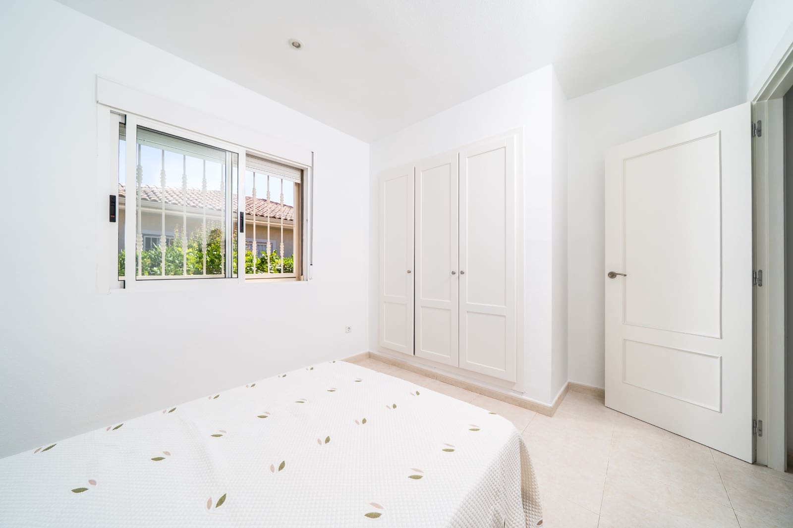 4 soveværelse Villa til salg i La Marina med swimmingpool - € 425.000 (Ref: 9850178)