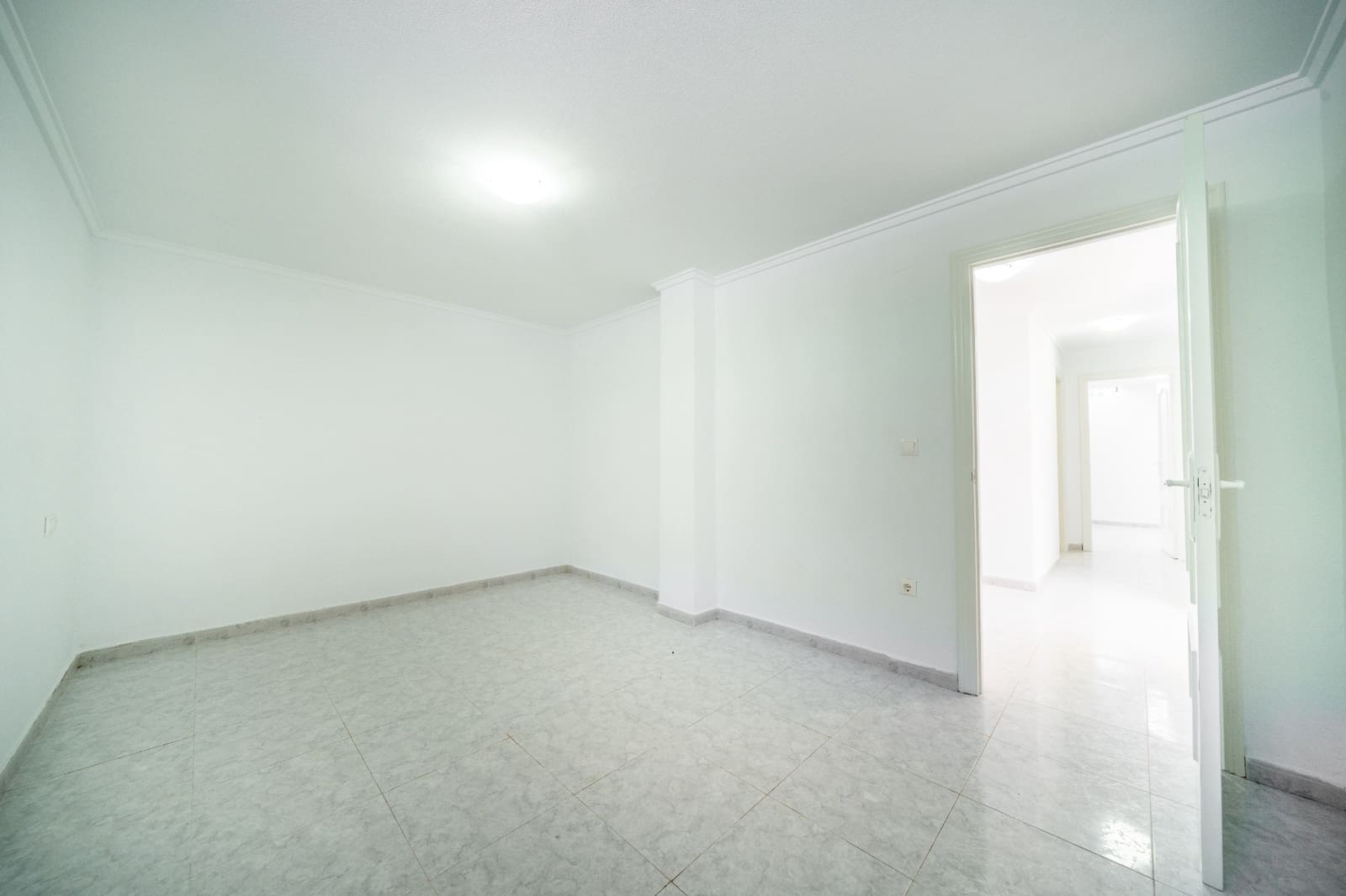 4 soveværelse Villa til salg i La Marina med swimmingpool - € 425.000 (Ref: 9850178)