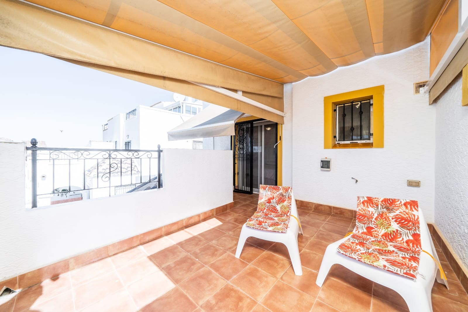 3 bedroom Semi-detached Villa for sale in La Marina with pool - € 210,000 (Ref: 9852164)