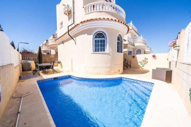 3 sovrum Villa till salu i La Marina, Elche / Elx med pool - 255 000 € (Ref: 9854267)
