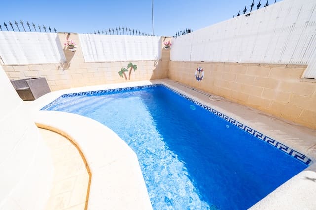 3 sovrum Villa till salu i La Marina, Elche / Elx med pool - 255 000 € (Ref: 9854267)
