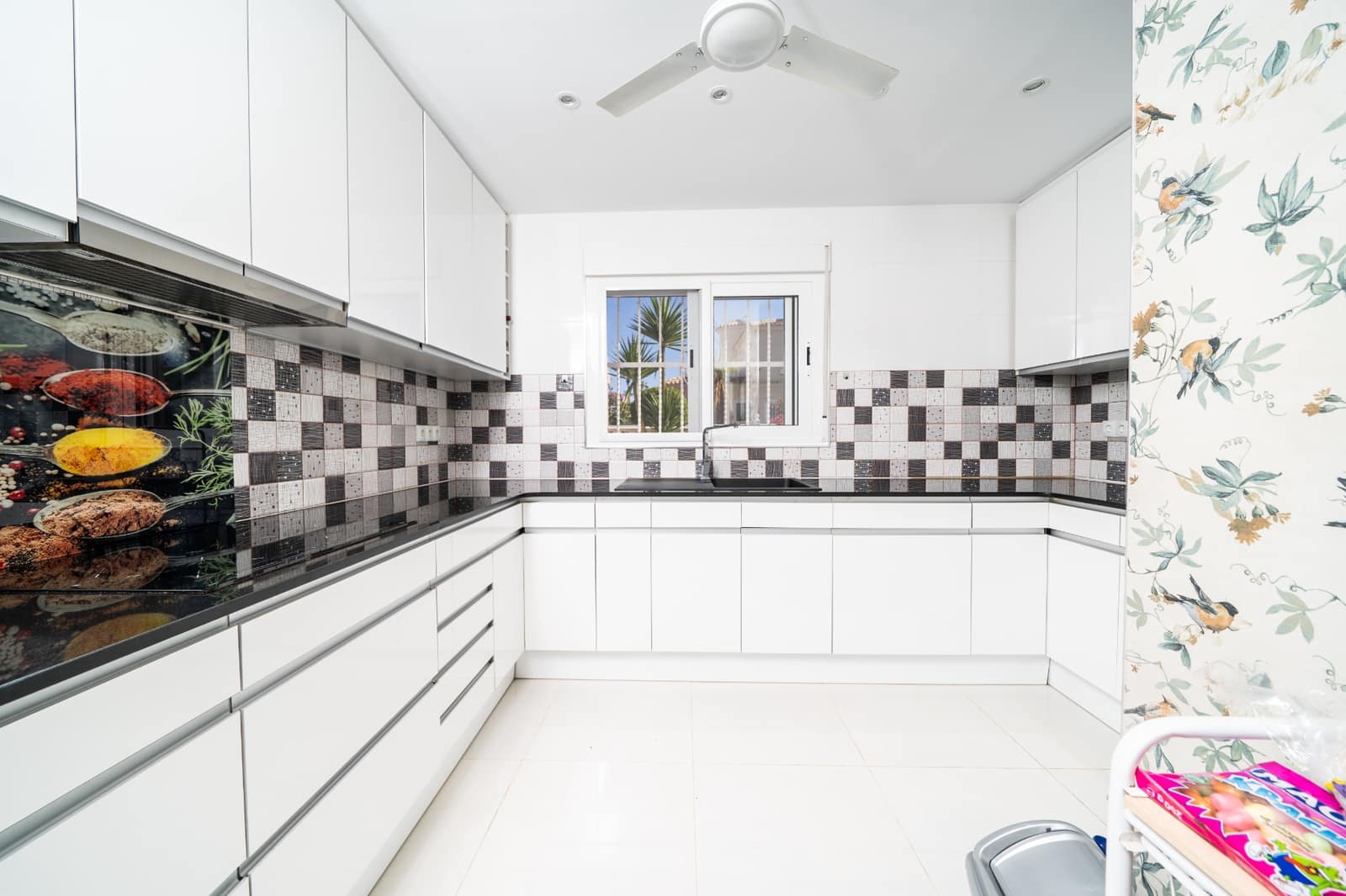 4 Zimmer Villa zu verkaufen in La Marina mit Pool - 395.500 € (Ref: 9863454)