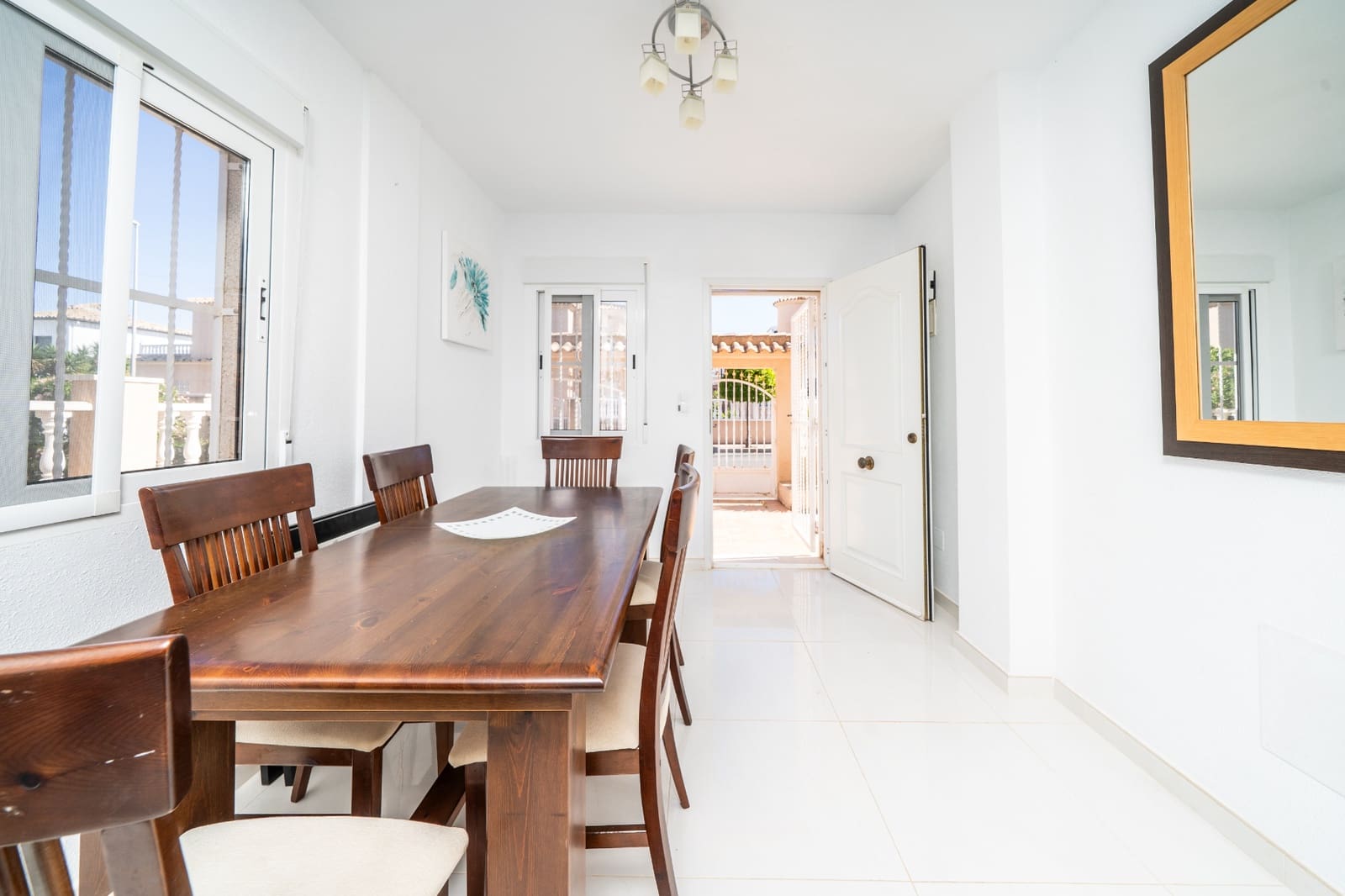 4 Zimmer Villa zu verkaufen in La Marina mit Pool - 395.500 € (Ref: 9863454)