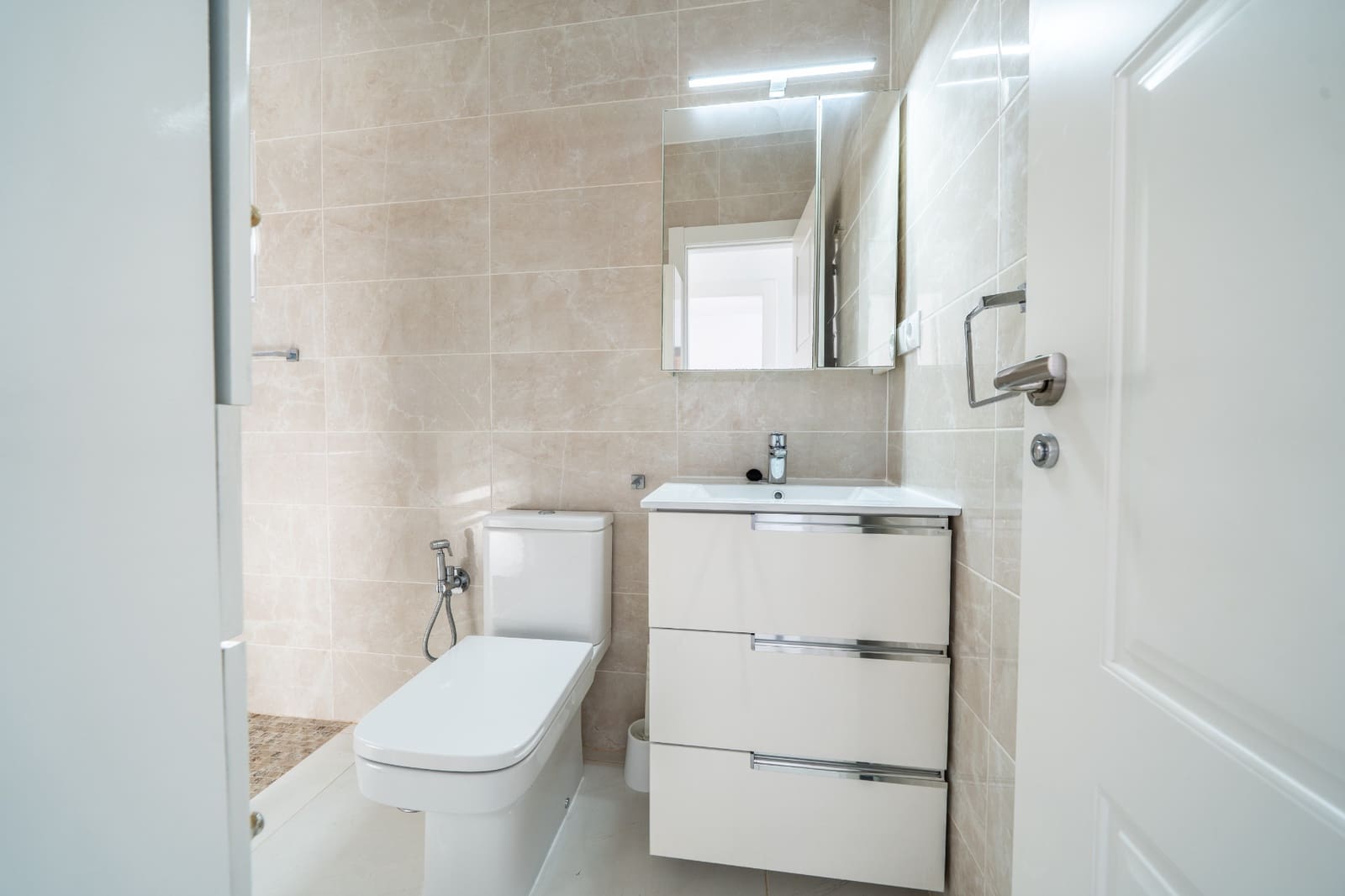 4 Zimmer Villa zu verkaufen in La Marina mit Pool - 395.500 € (Ref: 9863454)