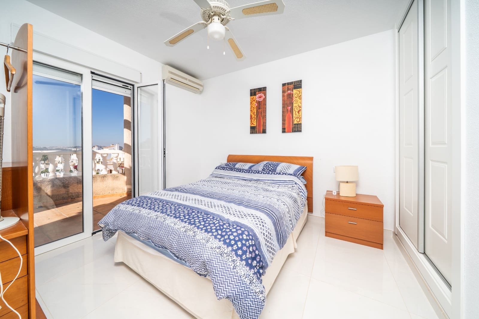 4 Zimmer Villa zu verkaufen in La Marina mit Pool - 395.500 € (Ref: 9863454)