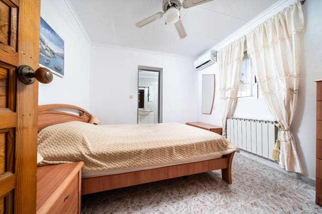 2 slaapkamer Villa te koop in La Marina, Elche / Elx met garage - € 199.750 (Ref: 9867370)