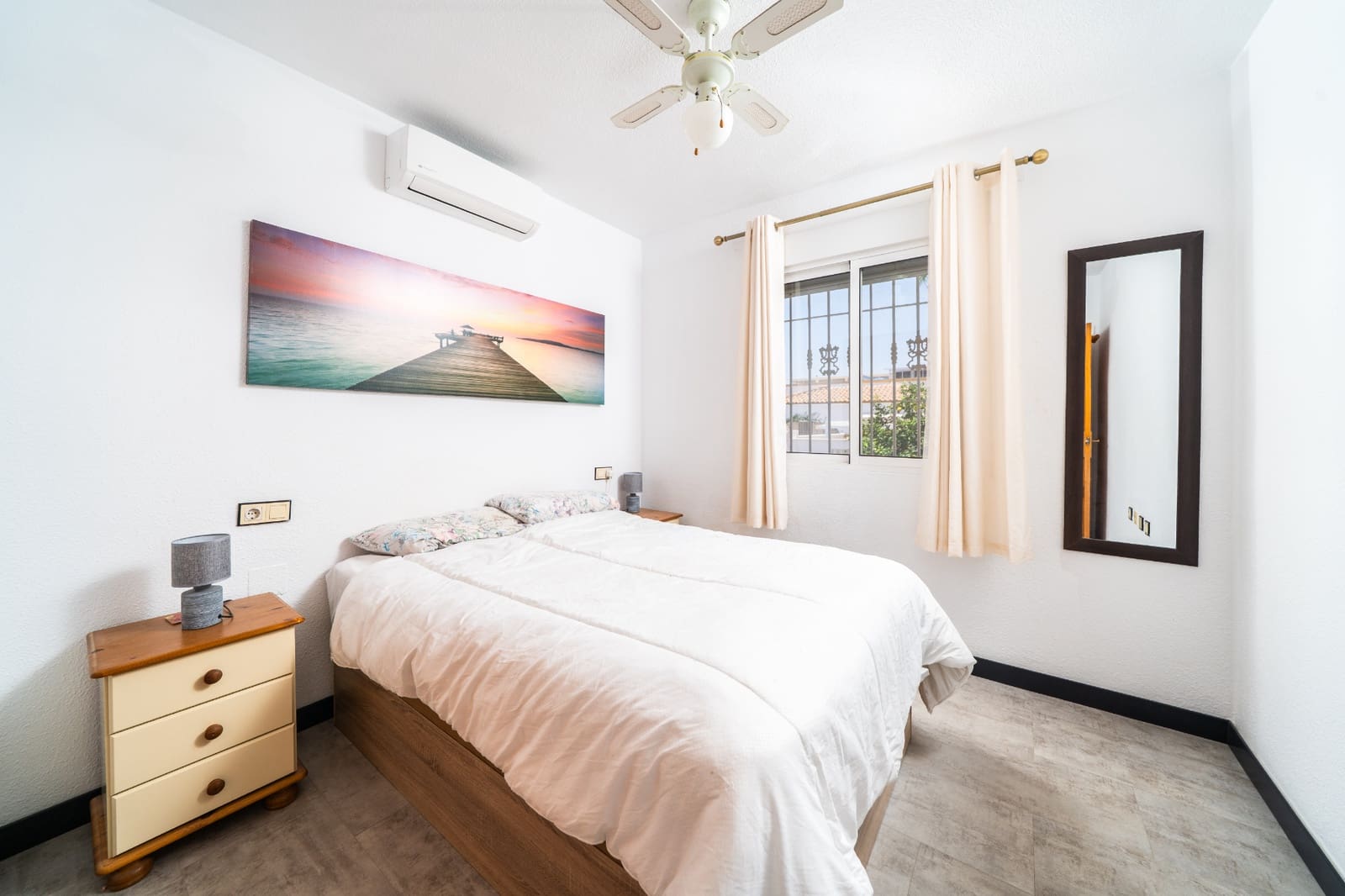 Pareado de 3 habitaciones en La Marina en venta con piscina - 189.000 € (Ref: 9874036)