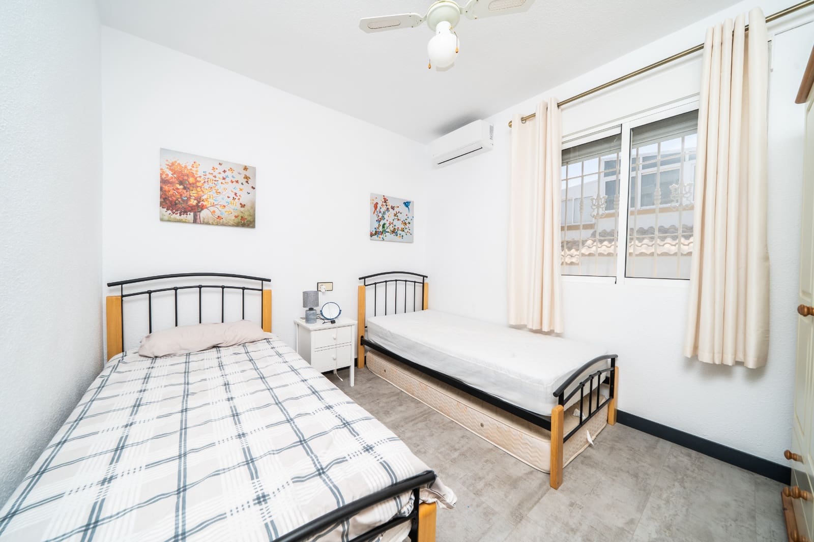Pareado de 3 habitaciones en La Marina en venta con piscina - 189.000 € (Ref: 9874036)