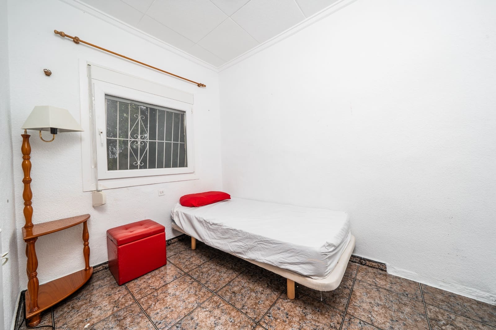 3 makuuhuone Huvila myytävänä paikassa La Marina - 185 000 € (Ref: 9877153)
