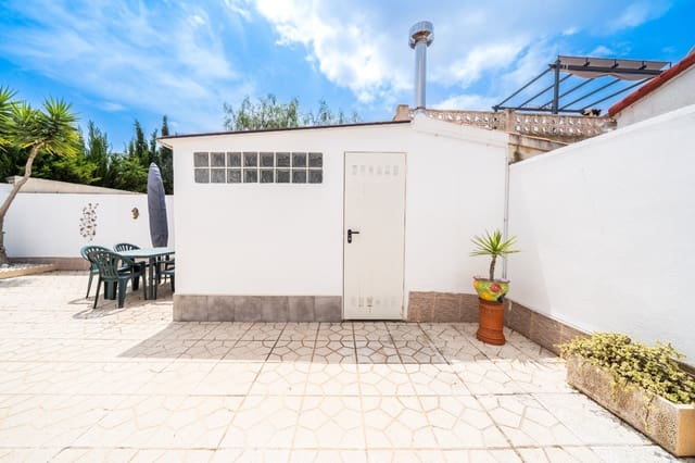 2 makuuhuone Huvila myytävänä paikassa La Marina, Elche / Elx - 225 000 € (Ref: 9895387)