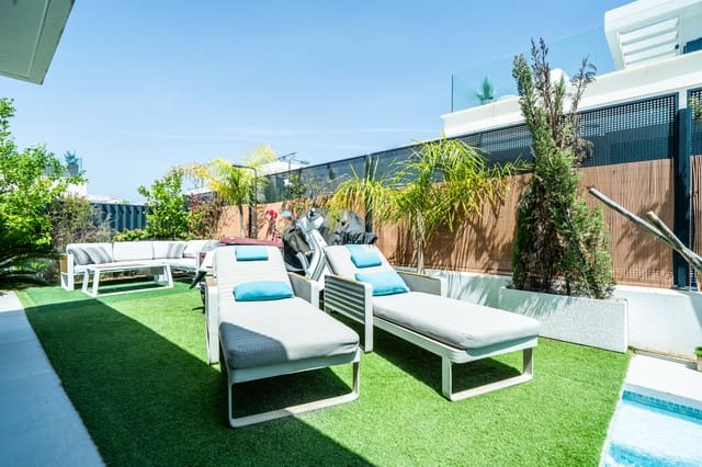 3 quarto Moradia para venda em La Marina, Elche / Elx com piscina - 399 950 € (Ref: 9928503)