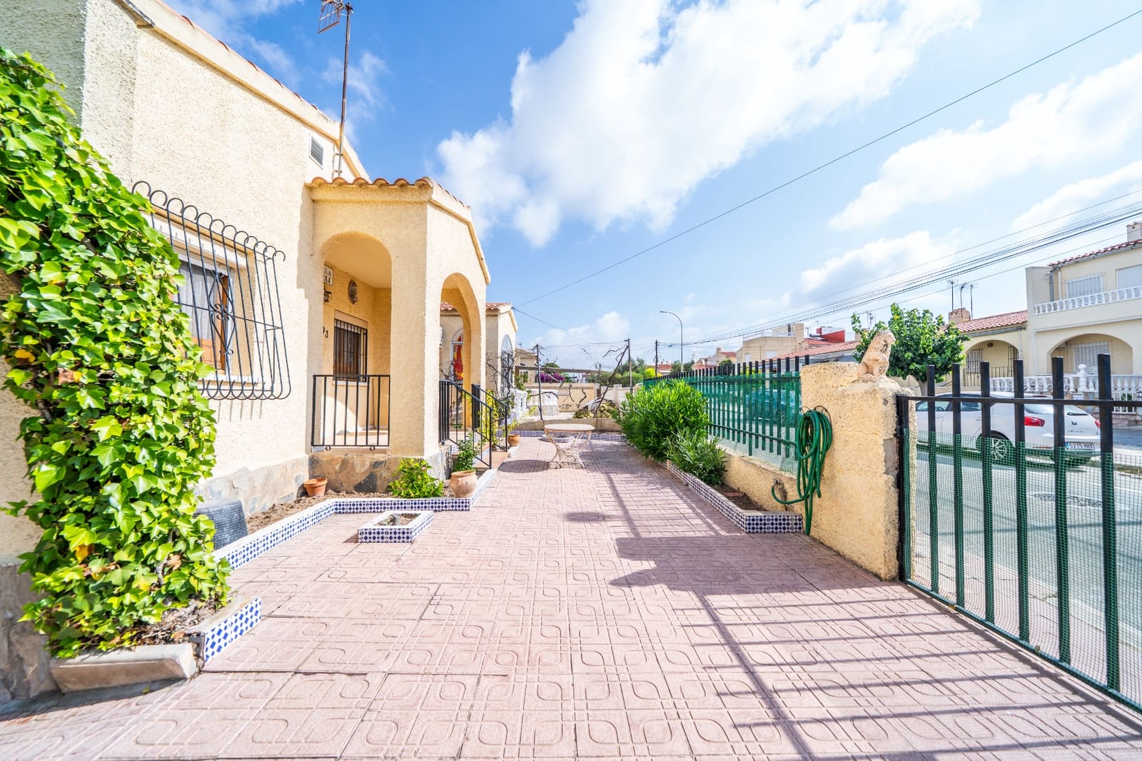 5 slaapkamer Villa te koop in La Marina - € 175.000 (Ref: 9935149)