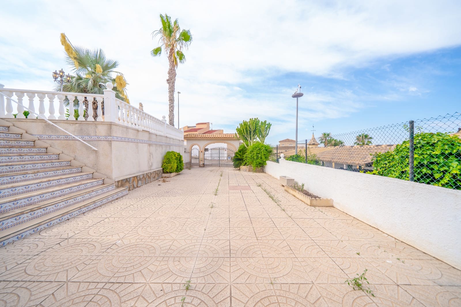 3 soveværelse Villa til salg i La Marina med swimmingpool garage - € 440.000 (Ref: 9953382)
