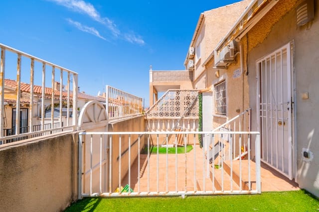 1 soveværelse Rækkehus til salg i La Marina, Elche / Elx - € 95.000 (Ref: 9956263)