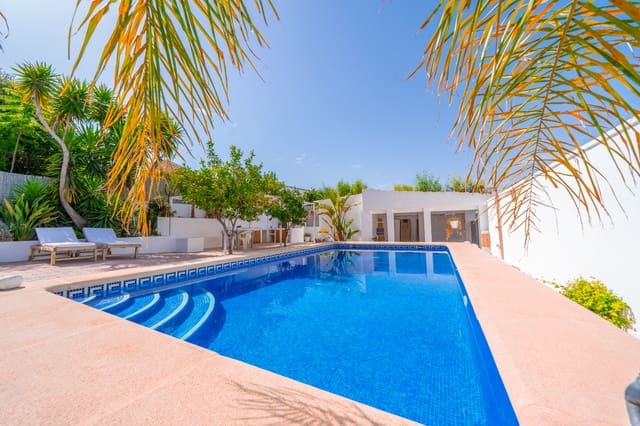 4 sypialnia Willa na sprzedaż w La Marina, Elche / Elx z basenem - 365 000 € (Ref: 9961213)