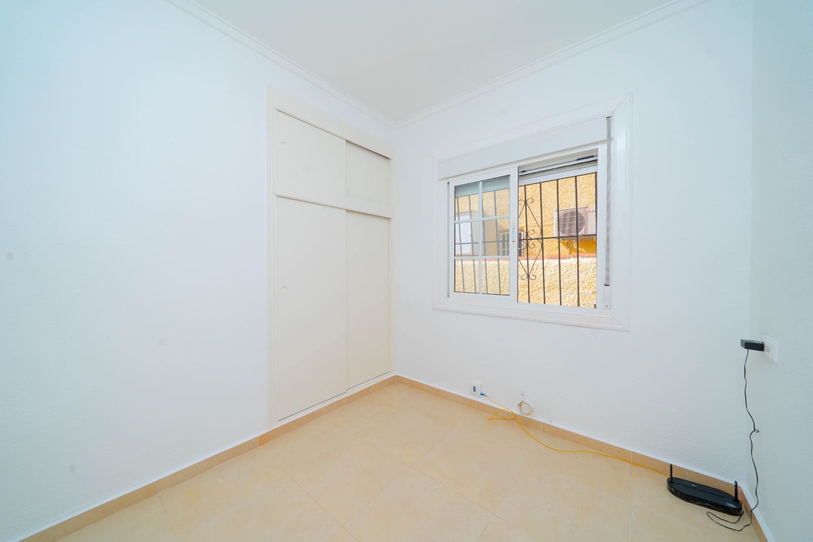 3 bedroom Villa for sale in La Marina with pool - € 225,000 (Ref: 9968626)