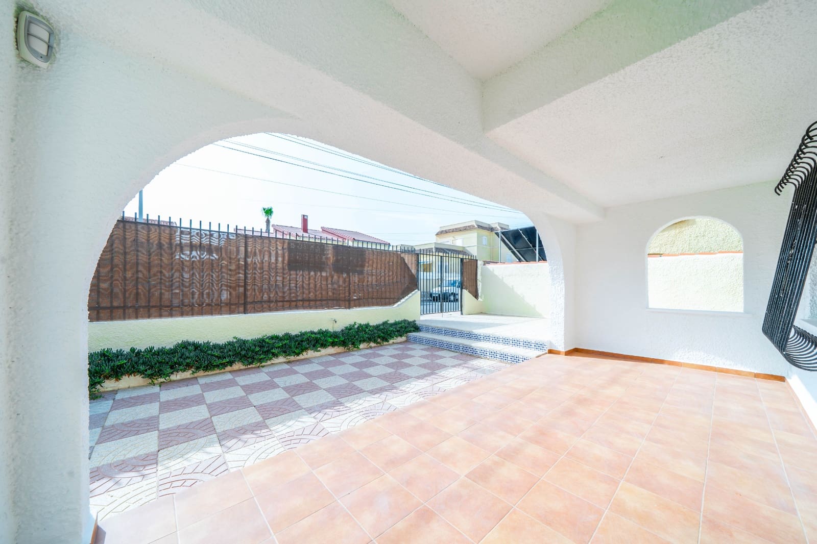 3 bedroom Villa for sale in La Marina with pool - € 225,000 (Ref: 9968626)