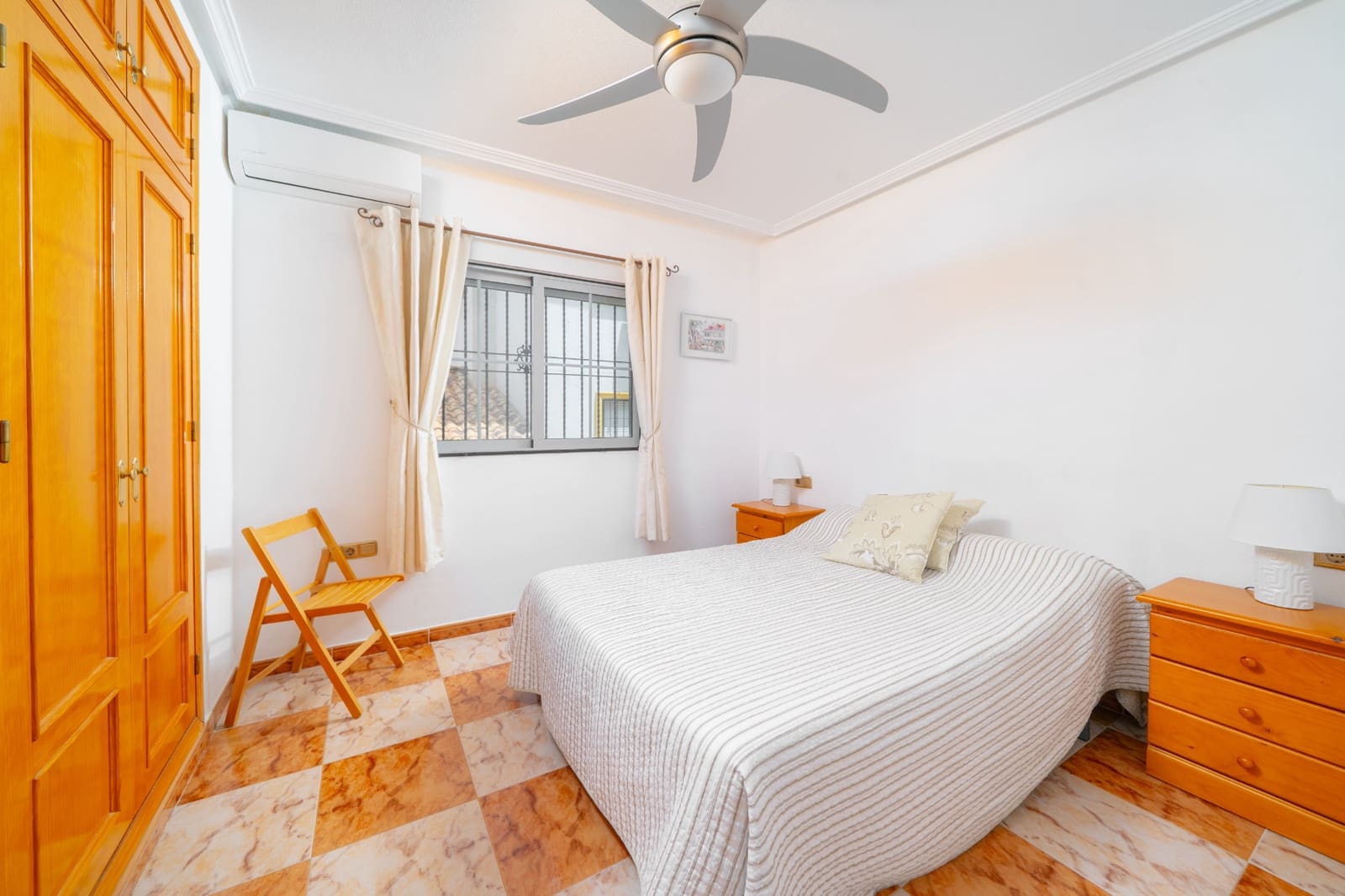 2 sovrum Lägenhet till salu i Elche / Elx med pool - 165 000 € (Ref: 9972259)