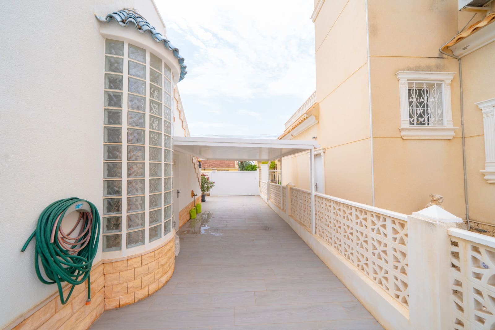 2 bedroom Villa for sale in La Marina with pool - € 265,000 (Ref: 9973732)