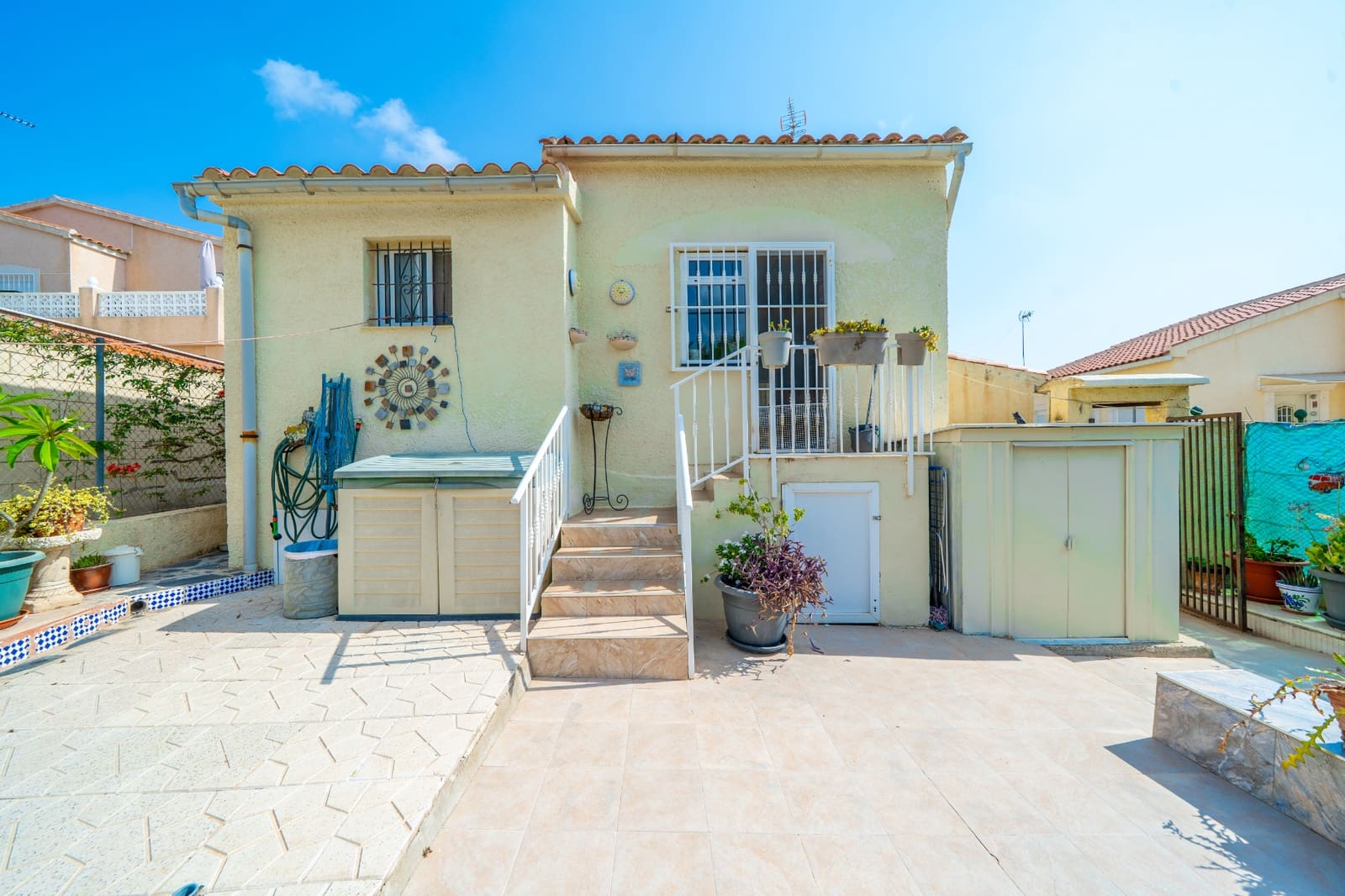 2 soverom Villa til salgs i La Marina med svømmebasseng - € 210 000 (Ref: 9985696)