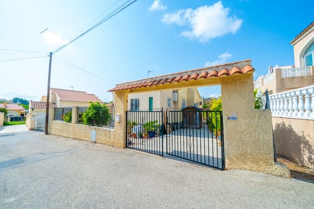 2 soverom Villa til salgs i La Marina, Elche / Elx med svømmebasseng - € 210 000 (Ref: 9985696)