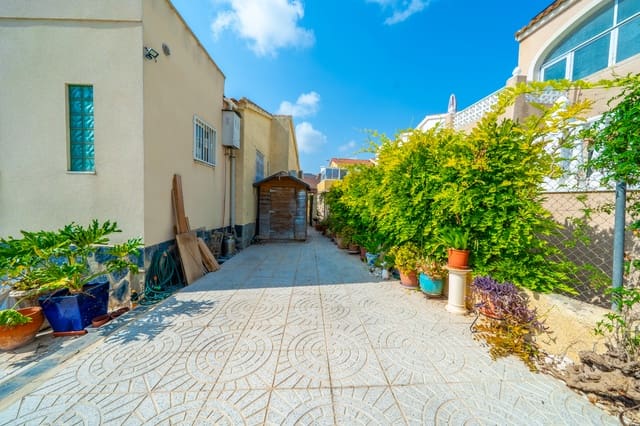 2 soverom Villa til salgs i La Marina, Elche / Elx med svømmebasseng - € 210 000 (Ref: 9985696)