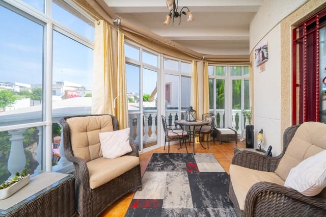 5 soverom Villa til salgs i La Marina, Elche / Elx med svømmebasseng - € 310 000 (Ref: 9997649)