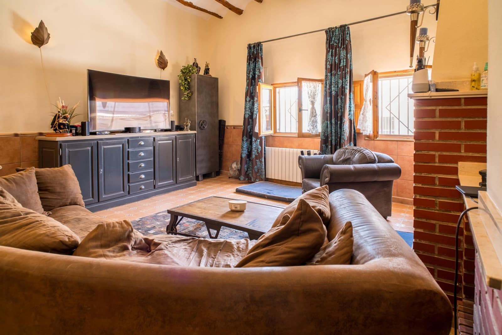 Chalet de 3 habitaciones en Monóvar / Monóver en venta con piscina - 285.000 € (Ref: 10000136)