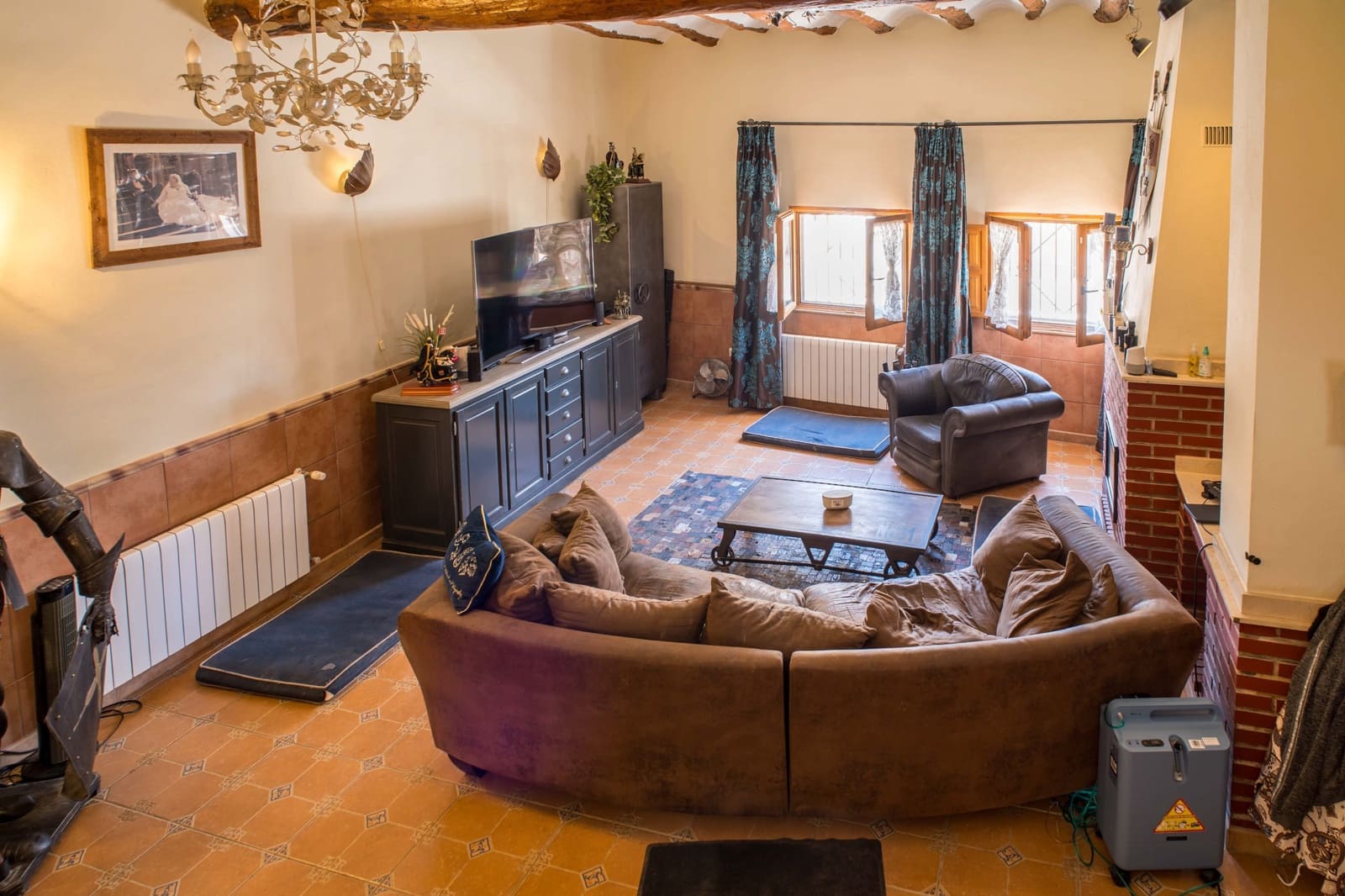Chalet de 3 habitaciones en Monóvar / Monóver en venta con piscina - 285.000 € (Ref: 10000136)