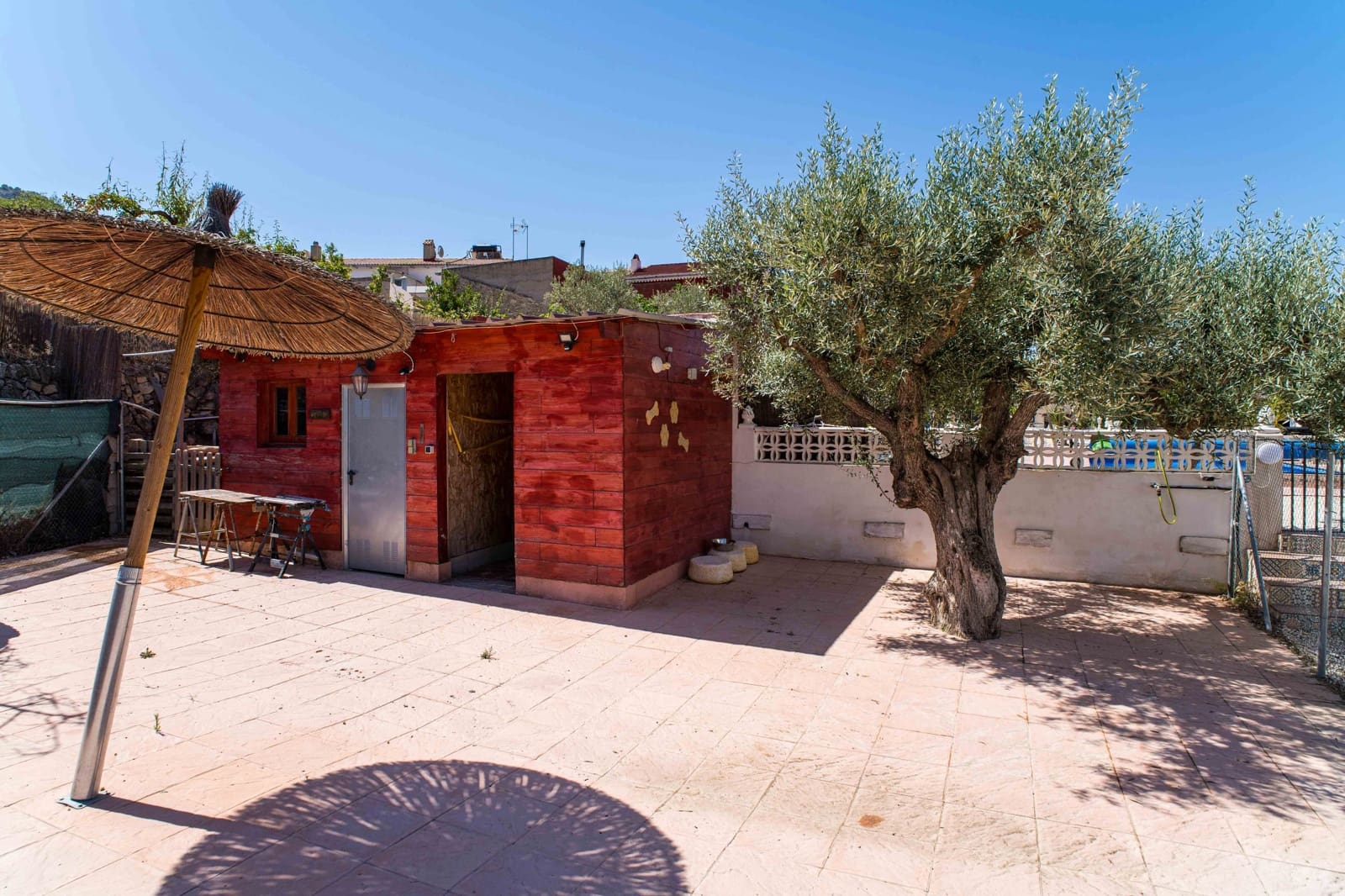 Chalet de 3 habitaciones en Monóvar / Monóver en venta con piscina - 285.000 € (Ref: 10000136)