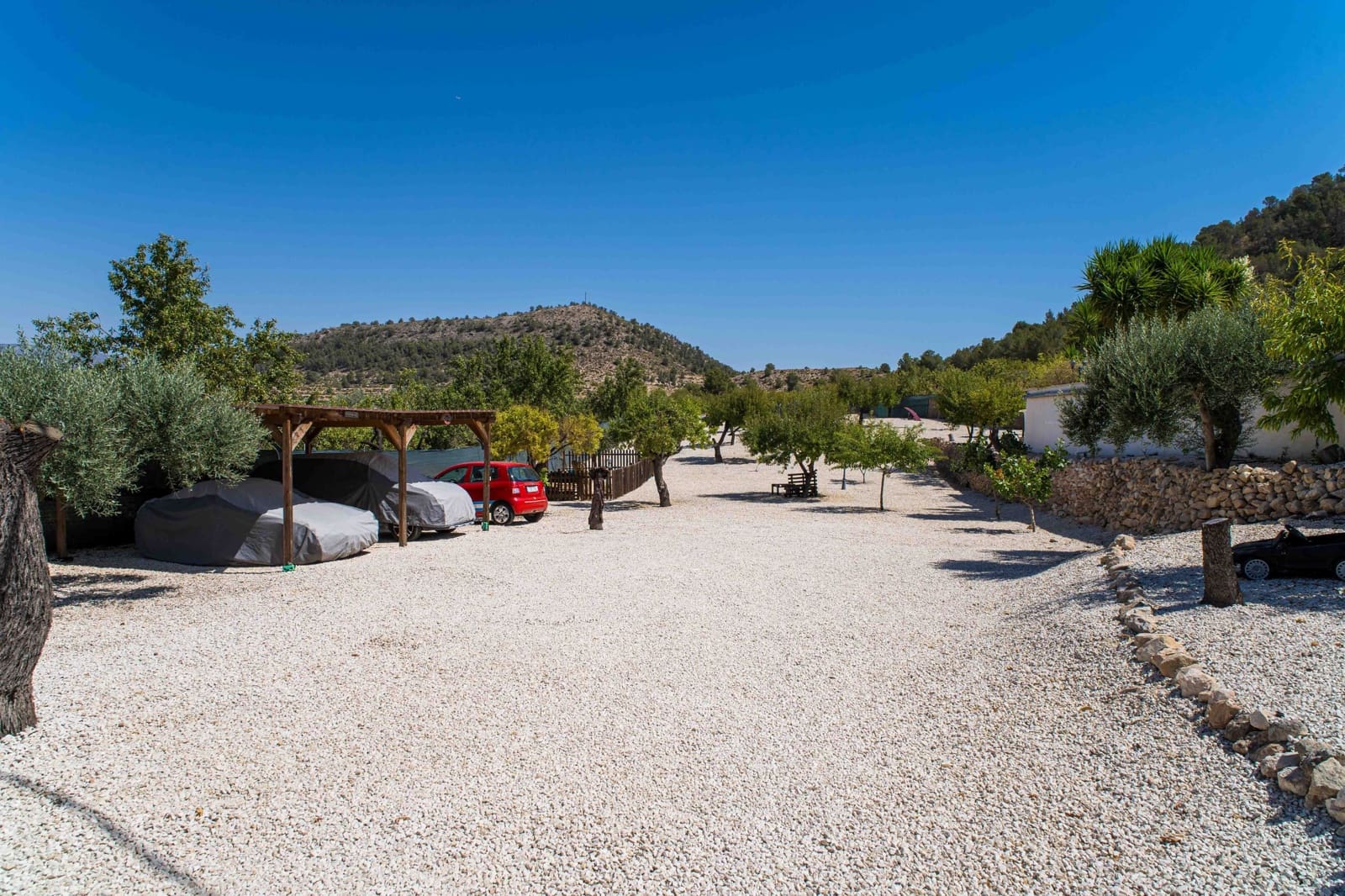 Chalet de 3 habitaciones en Monóvar / Monóver en venta con piscina - 285.000 € (Ref: 10000136)