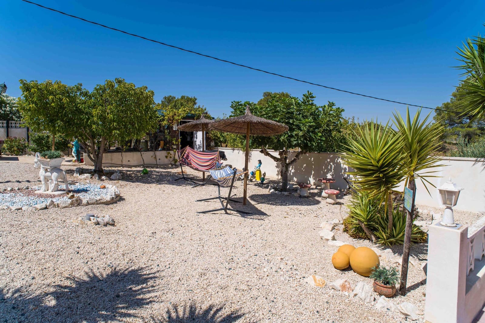 Chalet de 3 habitaciones en Monóvar / Monóver en venta con piscina - 285.000 € (Ref: 10000136)