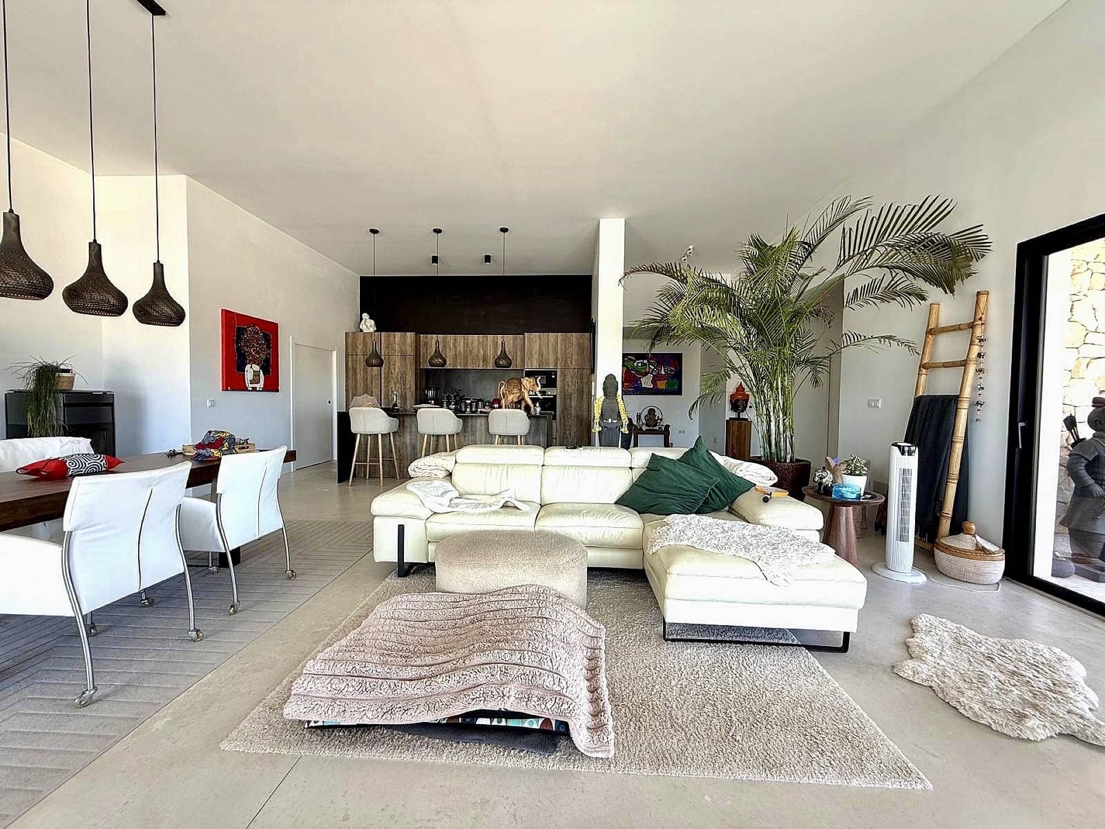 5 soverom Villa til salgs i Pinoso med svømmebasseng - € 679 995 (Ref: 10000137)