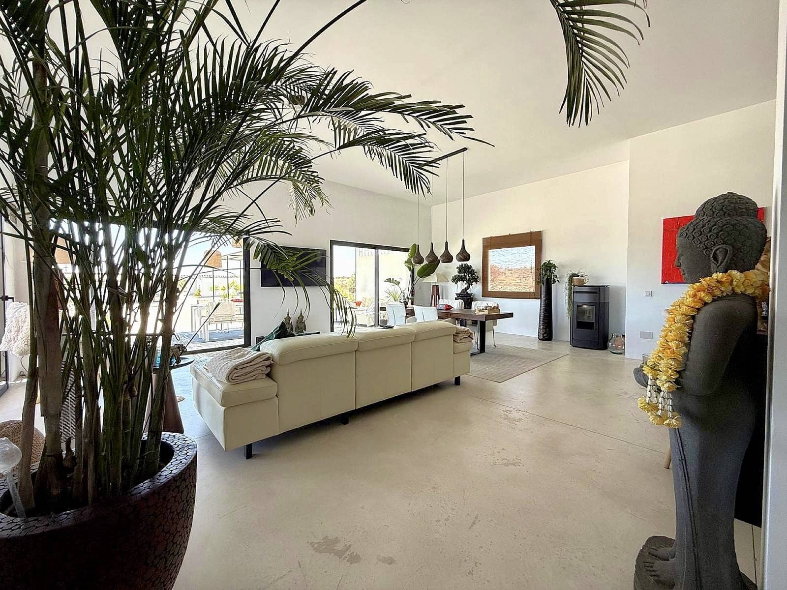 5 soverom Villa til salgs i Pinoso med svømmebasseng - € 679 995 (Ref: 10000137)