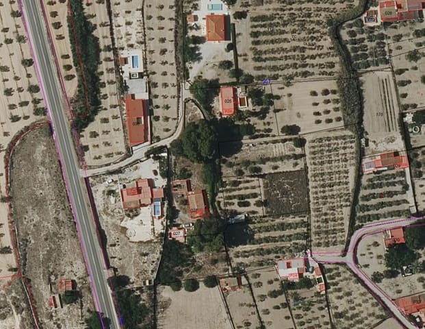 3 slaapkamer Villa te koop in Sax met zwembad garage - € 59.995 (Ref: 10000139)