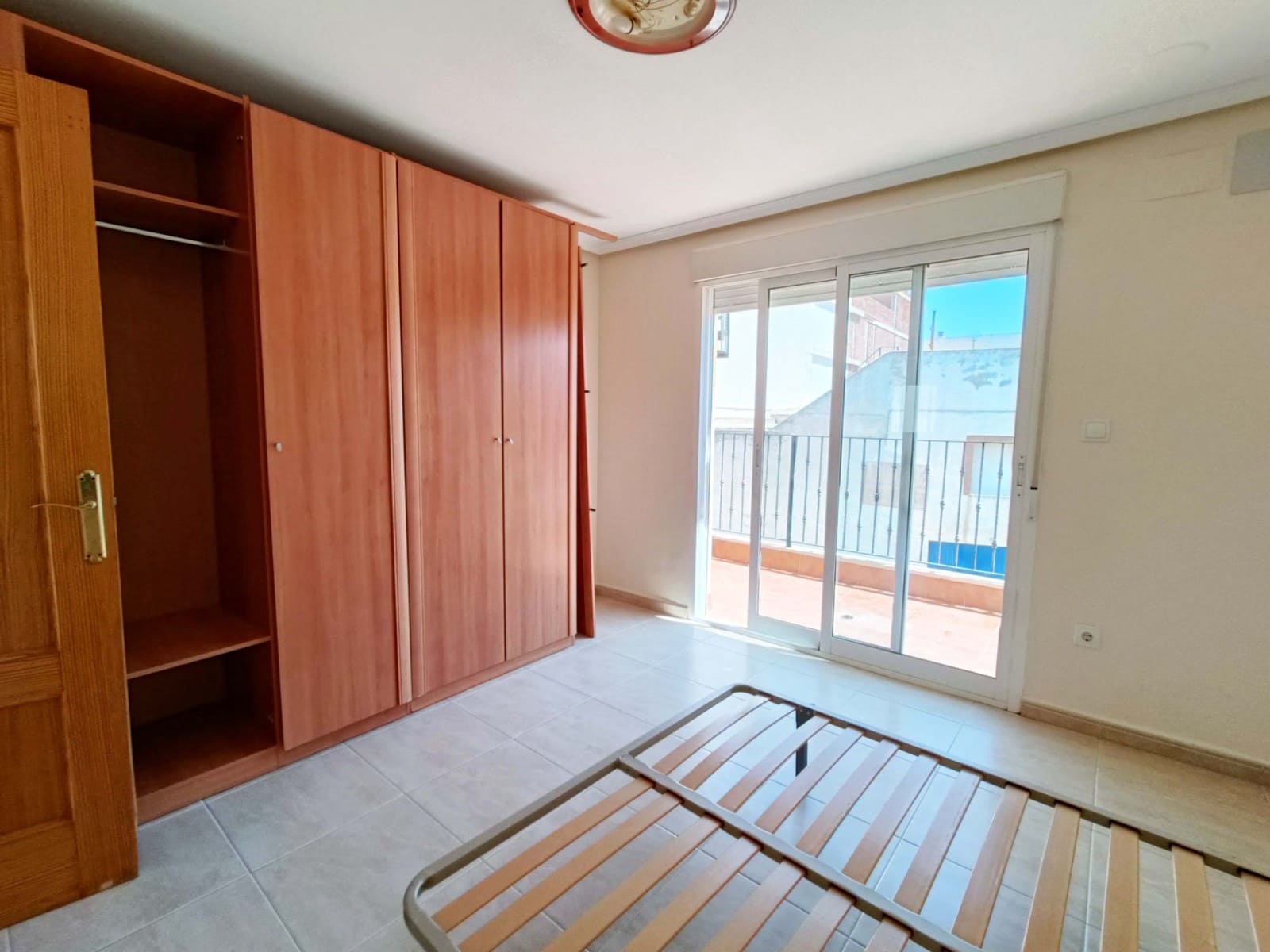 3 soveværelse Lejlighed til salg i Hondon de los Frailes med swimmingpool - € 150.000 (Ref: 10019577)