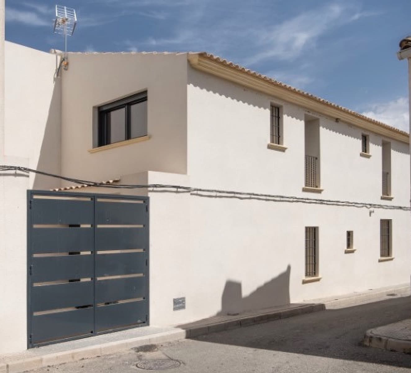 Casa de 3 habitaciones en Pinoso en venta con piscina - 215.000 € (Ref: 10019578)