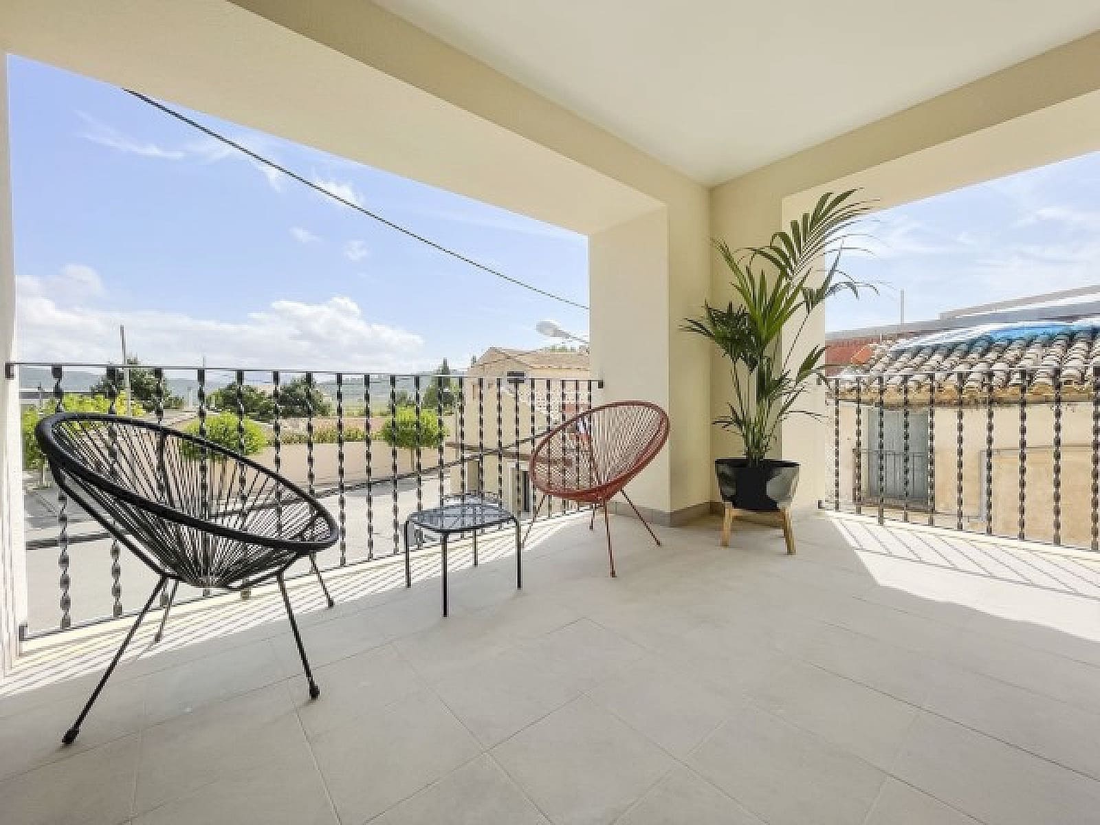 Casa de 3 habitaciones en Pinoso en venta con piscina - 215.000 € (Ref: 10019578)