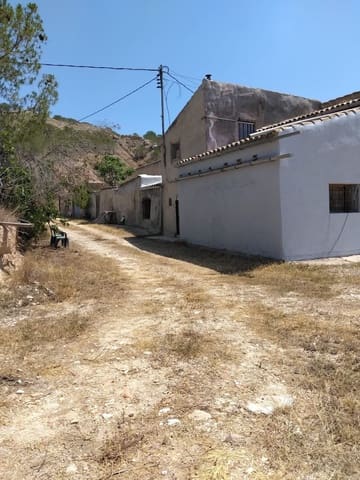 Finca/Casa Rural de 2 habitaciones en Pinoso en venta con piscina garaje - 125.000 € (Ref: 10019579)