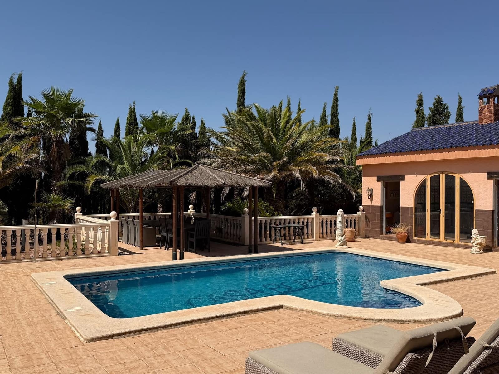 6 Zimmer Villa zu verkaufen in Salinas mit Pool Garage - 595.000 € (Ref: 10019580)