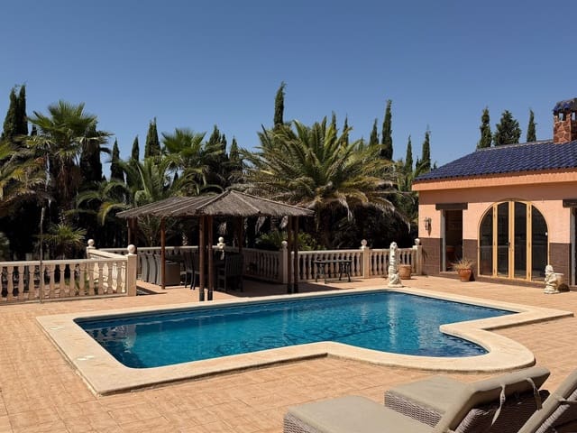 6 Zimmer Villa zu verkaufen in Salinas mit Pool Garage - 595.000 € (Ref: 10019580)
