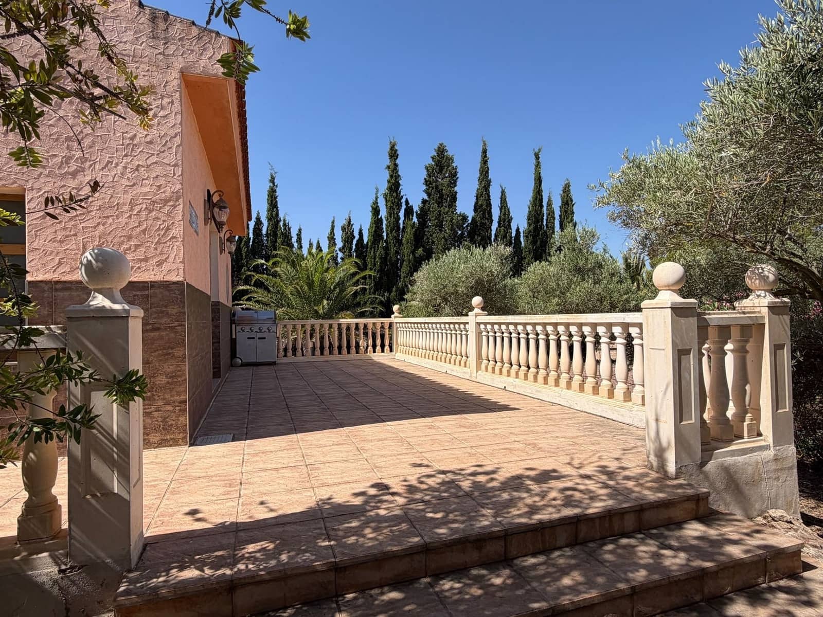 6 Zimmer Villa zu verkaufen in Salinas mit Pool Garage - 595.000 € (Ref: 10019580)