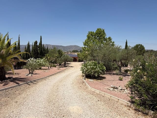 6 Zimmer Villa zu verkaufen in Salinas mit Pool Garage - 595.000 € (Ref: 10019580)