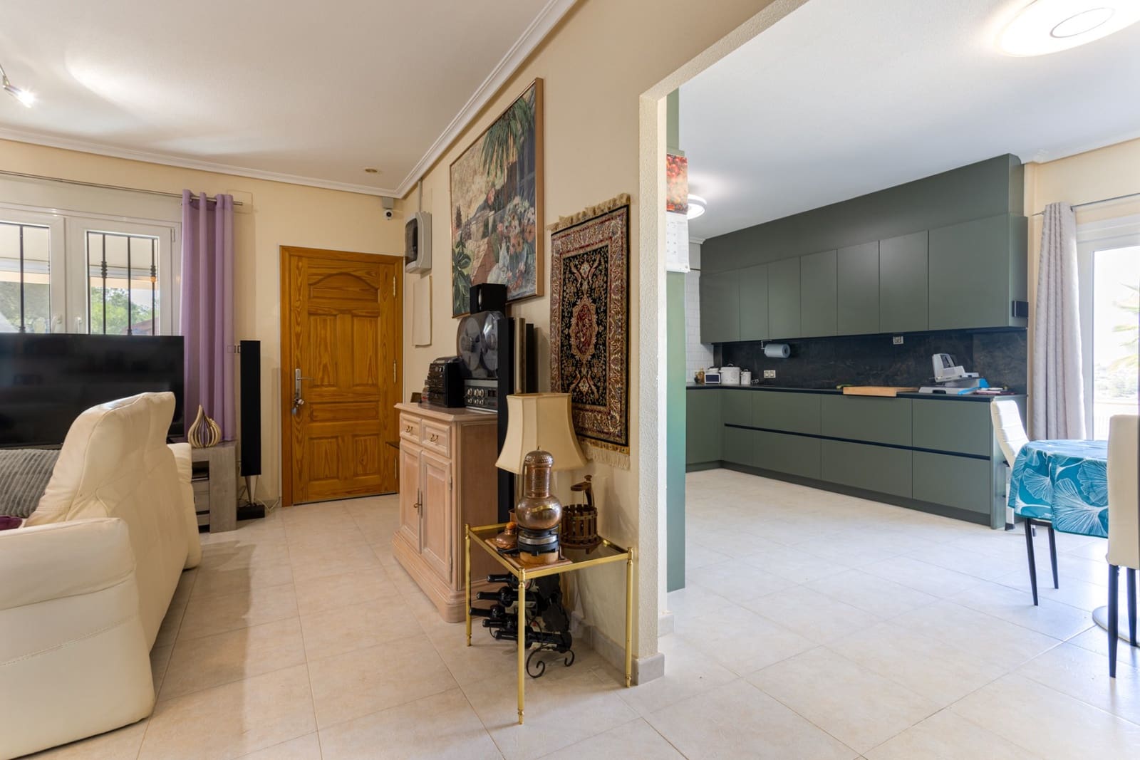 Chalet de 4 habitaciones en La Zarza en venta con piscina - 385.000 € (Ref: 10019582)