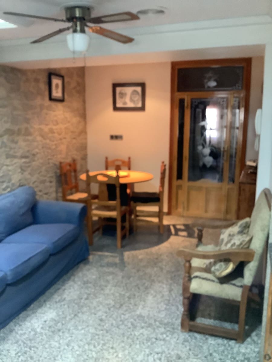 Casa de 4 habitaciones en Hondón de las Nieves en venta con piscina garaje - 235.000 € (Ref: 10039426)