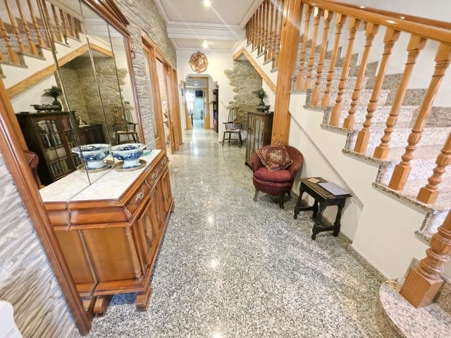 5 soverom Hus til salgs i Hondón de las Nieves med svømmebasseng garasje - € 235 000 (Ref: 10039426)